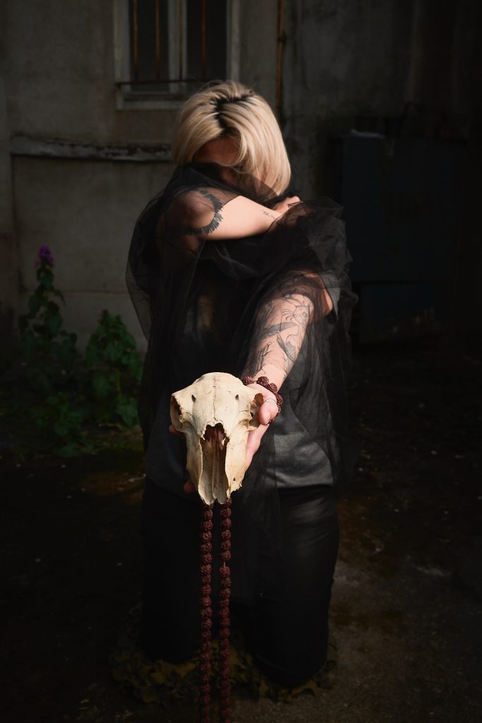 7D0BBF25-4748-418A-9269-EE6BEA1E0B26